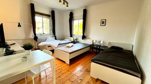 Work & Stay- vollausgestattet mit Garten & Parkplatz in 布蘭肯費爾德-馬洛
