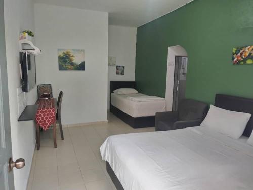 Triple room
