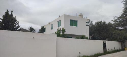 Mi Casita en el pueblo cerca de Tolantongo in Cardonal, Mexico