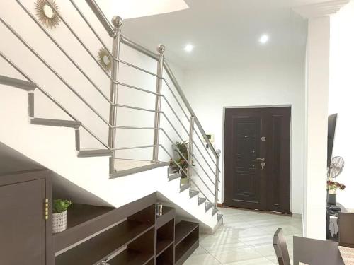 3 Bdrm city view with pool at Dzorwulu