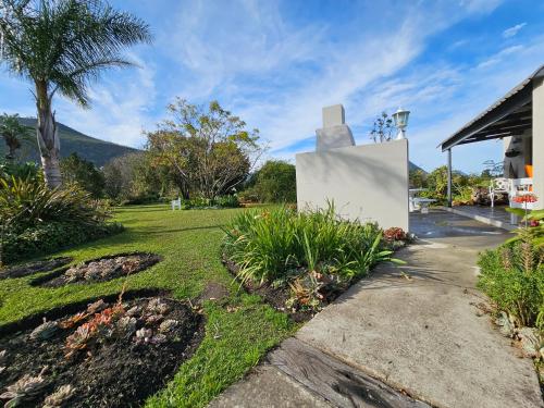 Tsitsikamma Gardens Cottages Self-catering Cottages in Kareedouw