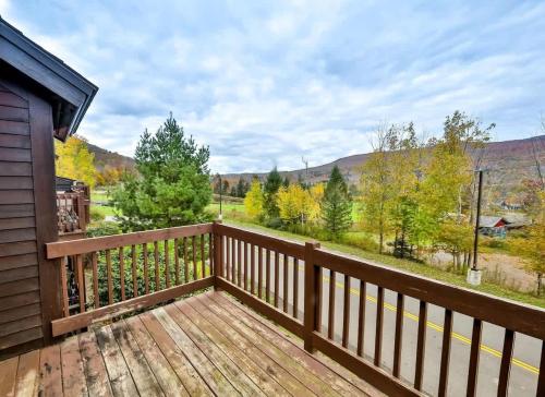 Spacious 3 BR Condo Steps Away From Slopes - image 5
