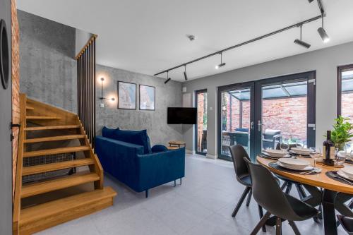 2 bedrooms, 4 beds