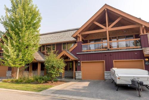 Casa Bella Montagna in Whistler, Canada