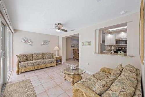 310 West Flamingo Circle - image 6