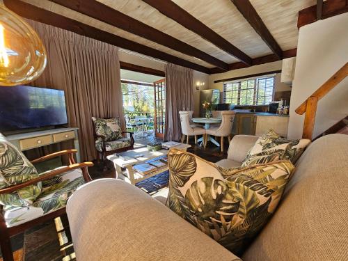 Tsitsikamma Gardens Self-Catering Cottages - Cottage #2 in Kareedouw