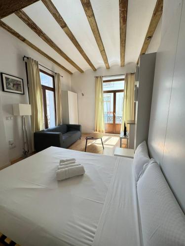 Estudio Plaza de la Reina