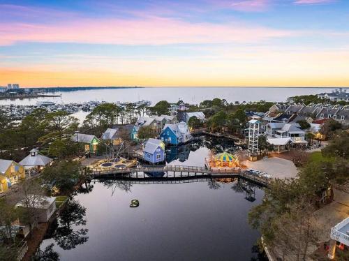 Studio in Heart of the Village, Destin (photo 4)
