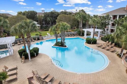 Studio in Heart of the Village in Destin, USA