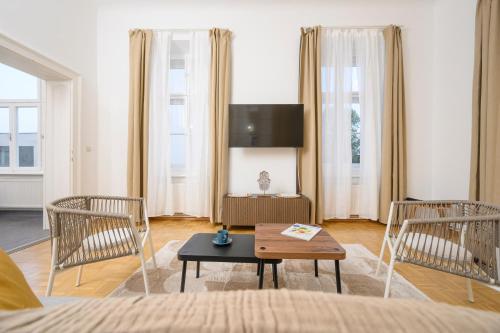 Spacious apartment in Graz for 6 people - image 2