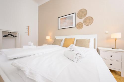 One-Bedroom Family Apartment image 4