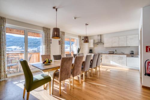 Konyha, COOEE alpin Hotel Dachstein in Gosau városközpont