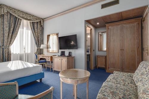 room detail thumbnail 0