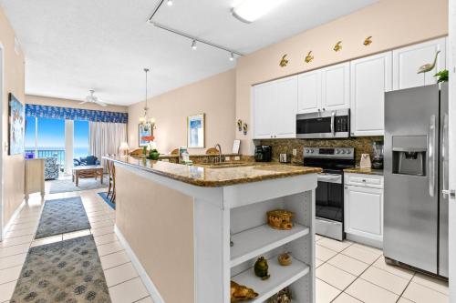 The Crescent 409 in Destin, USA