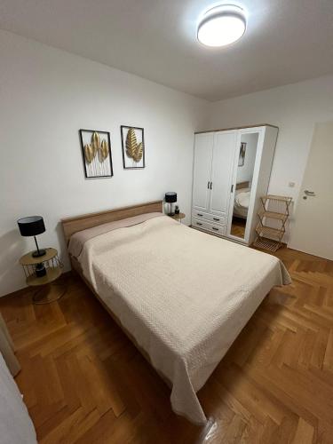 Apartmani Adele, Srima (photo 7)