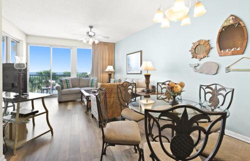 The Crescent 207 in Destin, USA