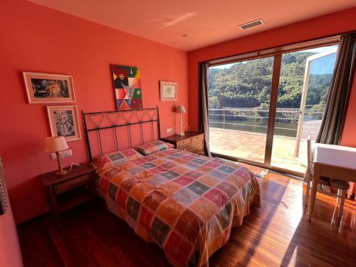 Casa Río Miño CORTEGADA (Casa Rio Mino CORTEGADA) in Cortegada