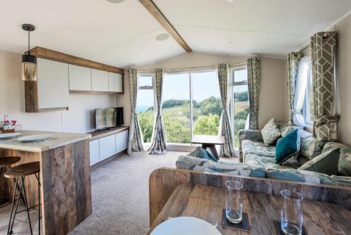 Combe Martin Beach Holiday Park in 庫姆馬丁