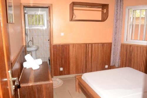 2 bedrooms, 4 beds