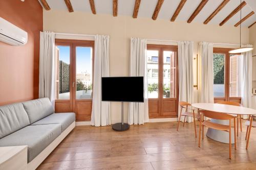 B&B HOTEL Apartamentos Madrid Centro Fuencarral 46 - image 3
