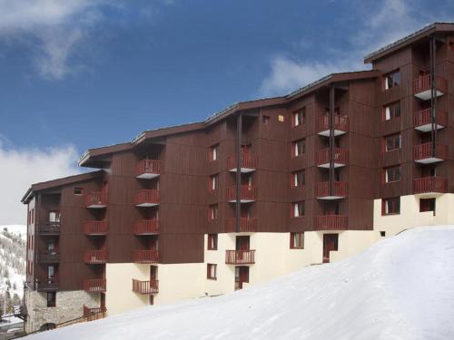 Studio-cabine pour 4 avec balcon, proche pistes et commerces - FR-1-455-198 in La Plagne
