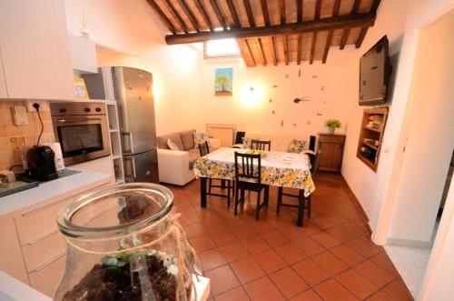 Rome Casetta Il Limone - San Filippo - Gemelli 3-Star Single Room restaurant