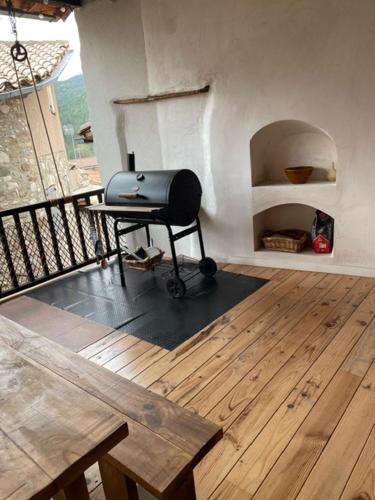 Balkons/terase, La Fresona ,Gombrèn (La Fresona ,Gombren) in Gombreny
