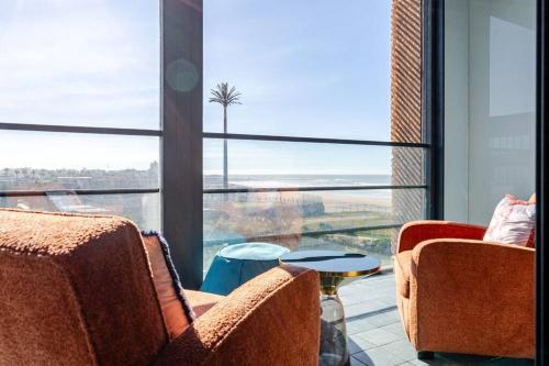 Modern Ocean View Apartment, Casablanca