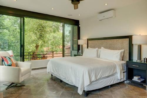 Casa Olivo Amatisto - Luxury Penthouse Retreat & Views in San Miguel de Allende, Mexico