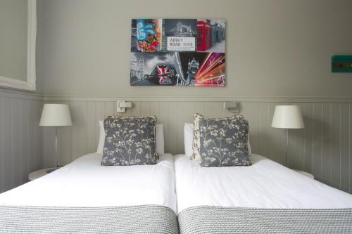 Georgian House Hotel - image 10