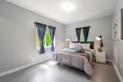 Spacious East Miami Duplex Delightful, Miami (Florida)