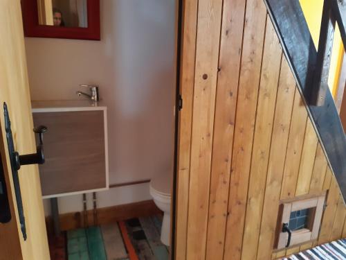 浴室, La casuca de Antoniooti in 巴爾亞羅約亞羅約