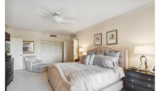 Luxurious Waterfront Condo in Boca Raton in Boca Raton, USA
