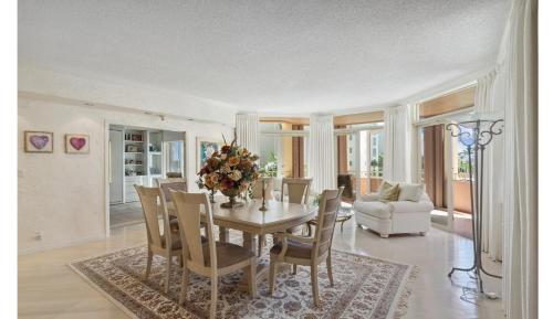 Luxurious Waterfront Condo in Boca Raton in Boca Raton, USA