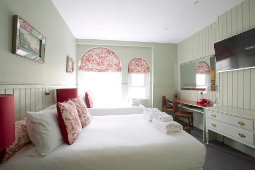 Georgian House Hotel - image 13