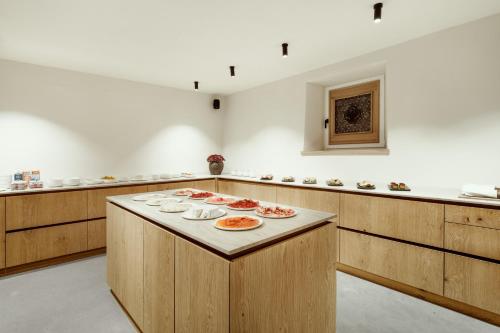 608611367 ADLER Historic Guesthouse