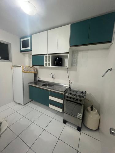 Kitchen, Apto Guaruja-Pitangueiras -100m da praia, Reserva Minima de 2 noites near Shopping La Plage
