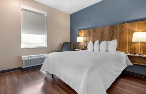 1 queen bed