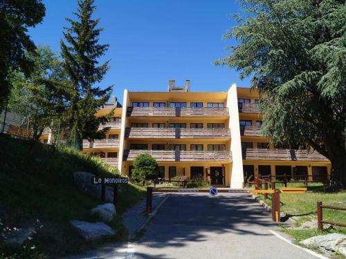Grand T3 avec terrasse à Pra Loup - FR-1-165A-188 (Grand T3 avec terrasse a Pra Loup - FR-1-165A-188) in Uvernet-Fours