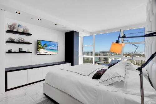 Luxurious Oceanfront Penthouse in Miami Beach in Miami Beach, USA
