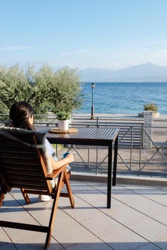 Viesnīcas āriene, Nafpaktos Shingle Villa in Marathias (Phocis)