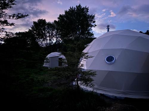 Takahuri Glamping Domes