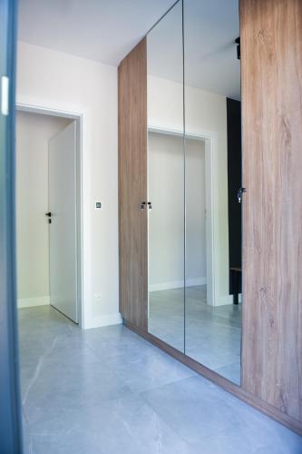 Osada Hipodrom in Lack