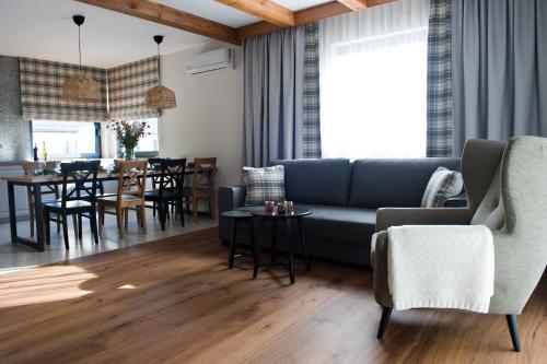 Osada Hipodrom in Lack