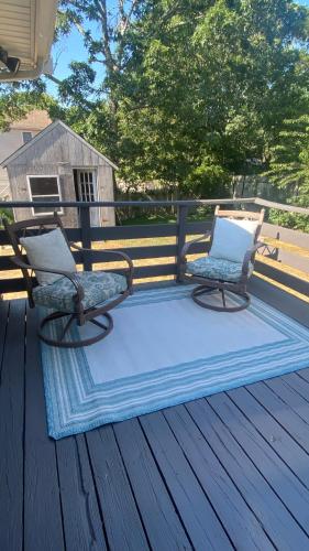 4 Bedroom Cape Getaway, 5 Min Drive to Beach, Pool Table, Grill, Backyard 4 Bedroom Cape Getaway, 5 Min Drive to Beach, Pool Table, Grill, Backyard