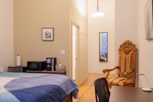 Modern Wicker Park Studio Close to Shops & Dining in Chicago, USA