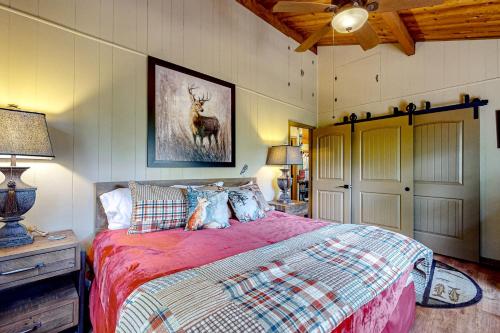 Cabins in the Woods in Franklin, USA
