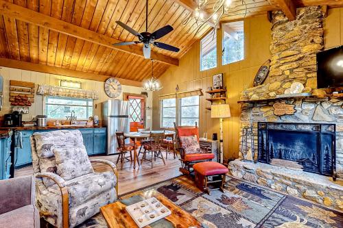 Cabins in the Woods in Franklin, USA