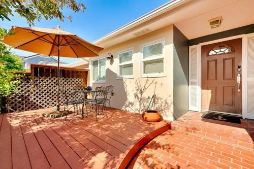 Sandy Shores Beach House in San Diego, USA