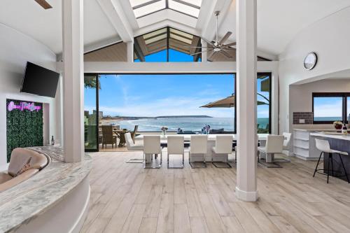 Ocean Front Escape